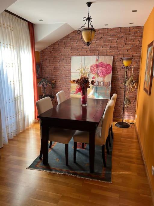 Atractivo Atico 2 Habitaciones Villaviciosa  Zewnętrze zdjęcie